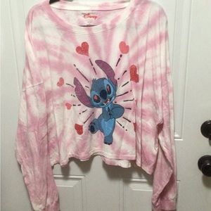 NWT Disney valentines Stitch long sleeve crop tee